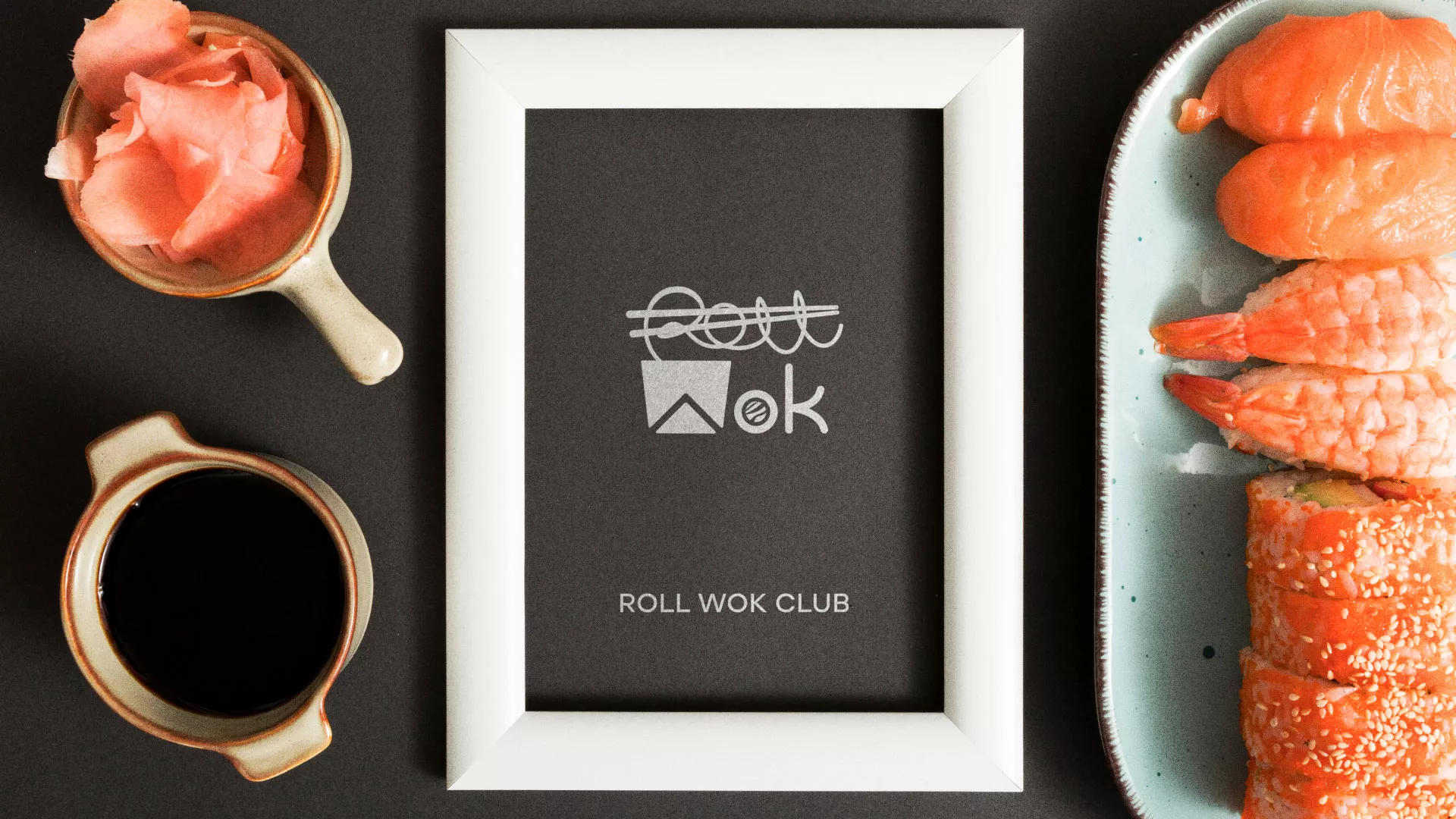 Разработка логотипа суши-бара «Roll Wok Club» в Ужуре
